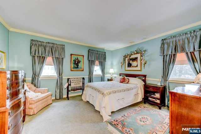 30 Perrin Drive, Wayne, NJ 07470