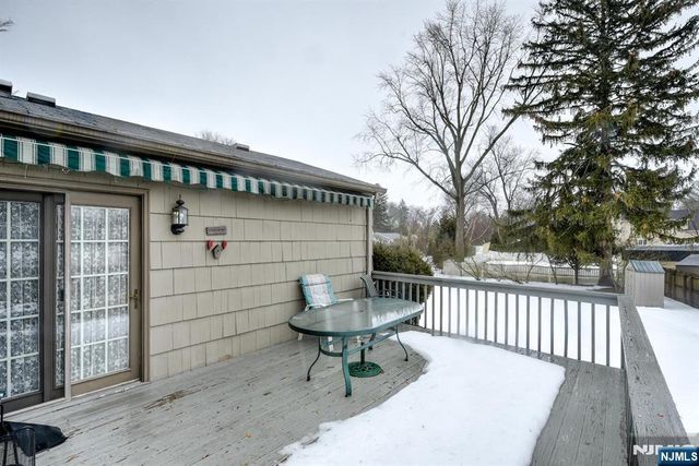 30 Perrin Drive, Wayne, NJ 07470