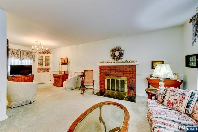 30 Perrin Drive, Wayne, NJ 07470