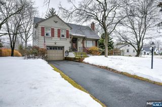 30 Perrin Drive, Wayne, NJ 07470