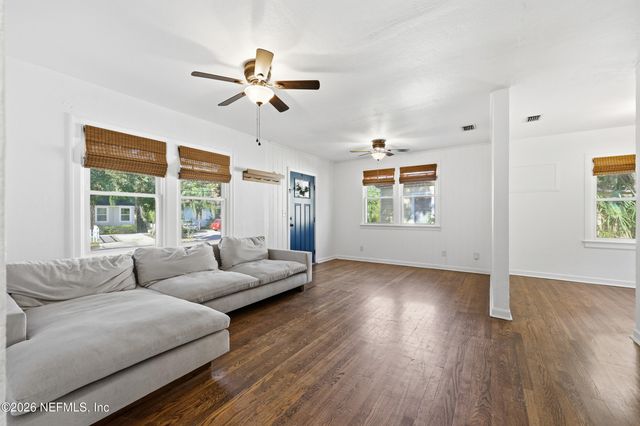 2253 HOME PARK Circle E, Jacksonville, FL 32207