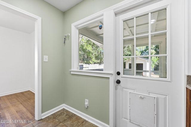 2253 HOME PARK Circle E, Jacksonville, FL 32207