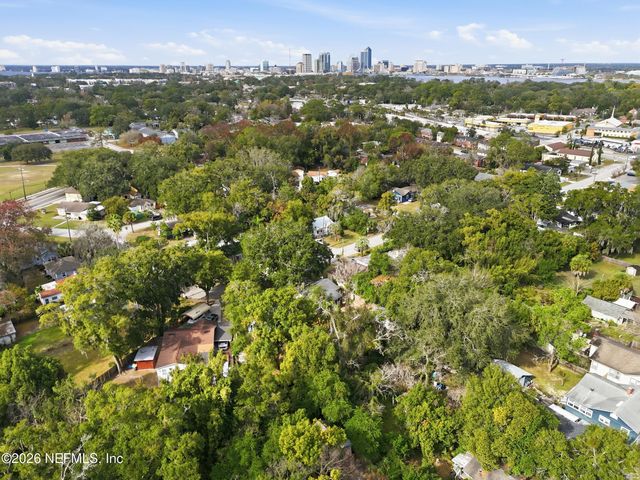 2253 HOME PARK Circle E, Jacksonville, FL 32207