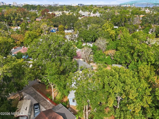 2253 HOME PARK Circle E, Jacksonville, FL 32207