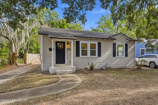 2253 HOME PARK Circle E, Jacksonville, FL 32207