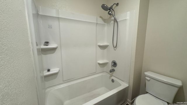 3146 Gilbert Garden, Converse, TX 78109