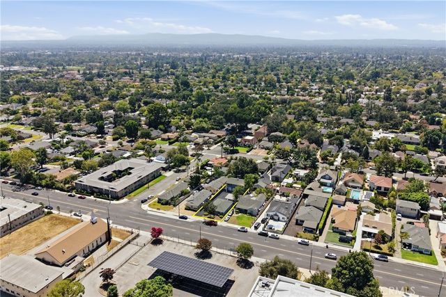 2152 E Washington, Pasadena, CA 91104