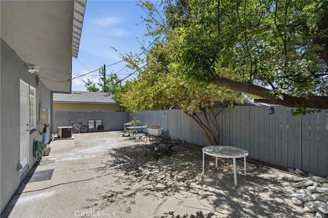 2152 E Washington, Pasadena, CA 91104