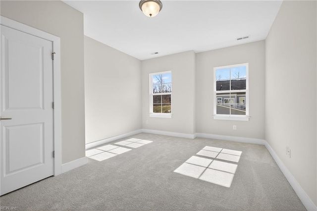 1006 Gadsby LN, Williamsburg, VA 23185