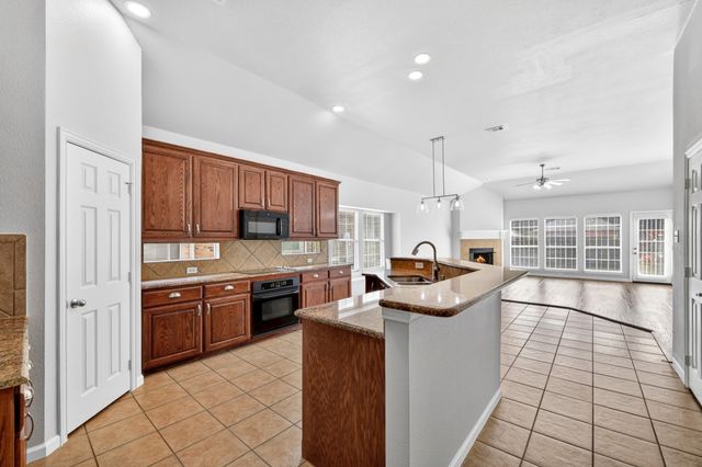 2169 Hunt Club Trail, Frisco, TX 75033