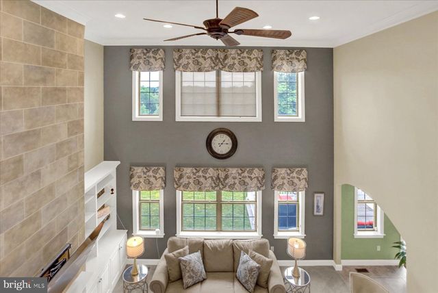 745 GRANDON WAY, Mechanicsburg, PA 17050