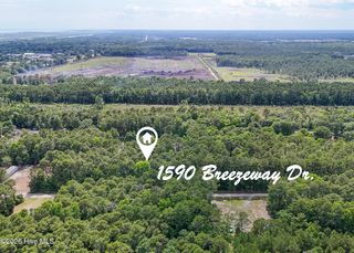 1590 Breezeway Drive SW, Ocean Isle Beach, NC 28469
