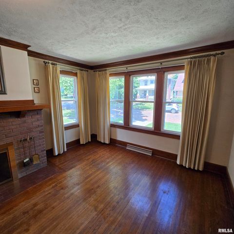 2415 N CENTRAL Avenue, Peoria, IL 61603