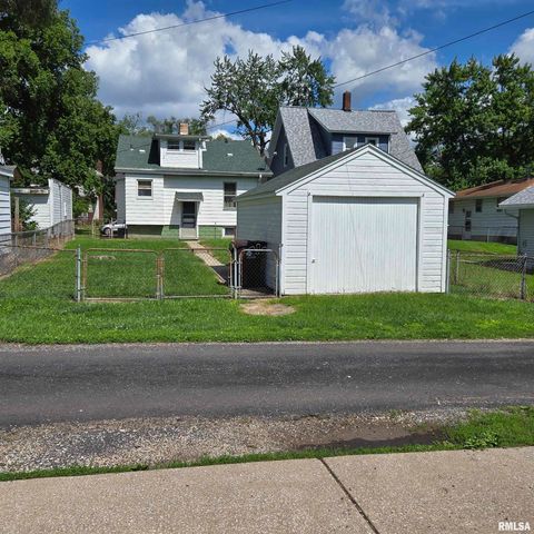 2415 N CENTRAL Avenue, Peoria, IL 61603