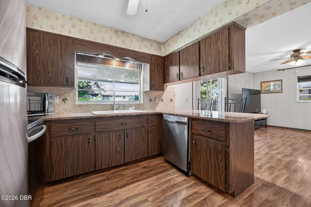 51 Mayfield Circle, Ormond Beach, FL 32174