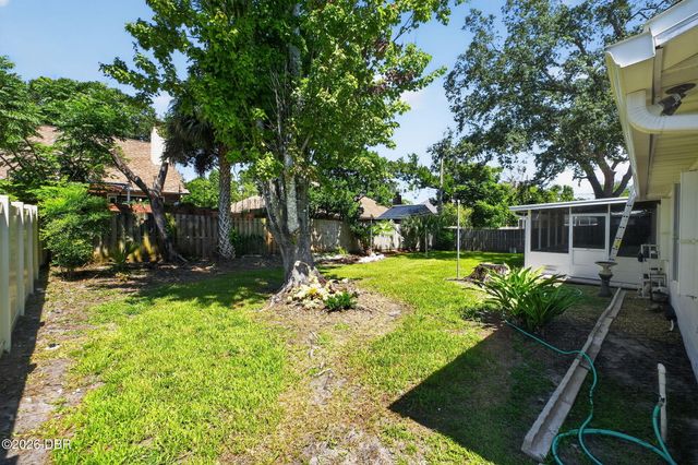 51 Mayfield Circle, Ormond Beach, FL 32174