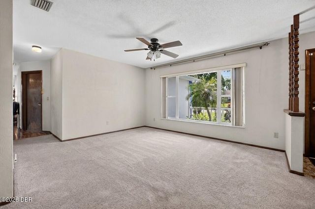 51 Mayfield Circle, Ormond Beach, FL 32174