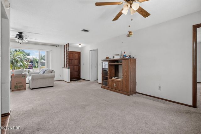 51 Mayfield Circle, Ormond Beach, FL 32174