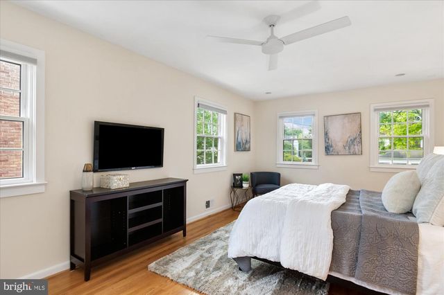 4543 ALTON PL NW, Washington, DC 20016