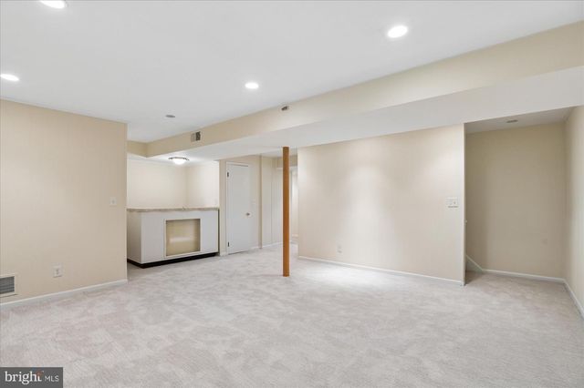 4543 ALTON PL NW, Washington, DC 20016