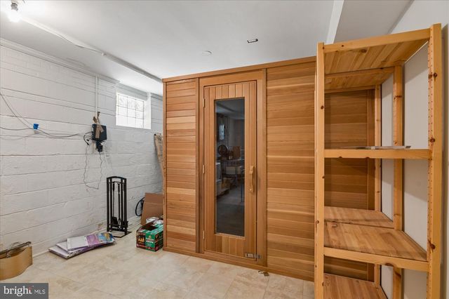 4543 ALTON PL NW, Washington, DC 20016