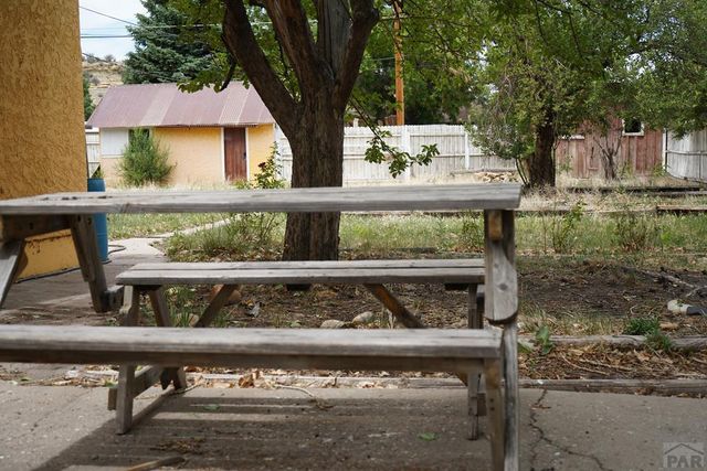 824 W 7th St, Walsenburg, CO 81089