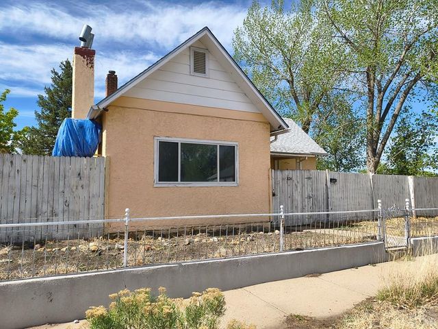 824 W 7th St, Walsenburg, CO 81089