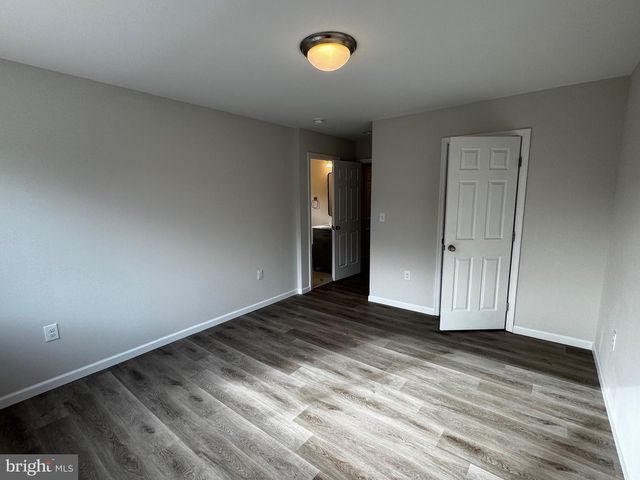 1920 OLD POST TER, Woodbridge, VA 22191