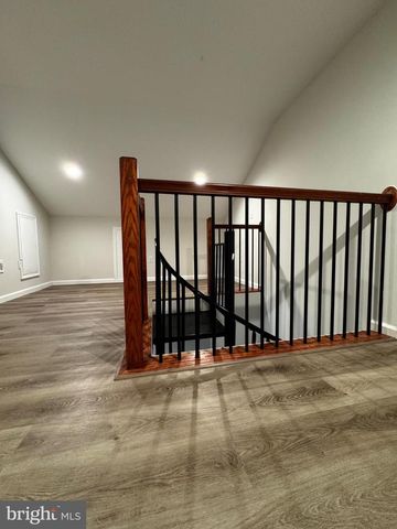 1920 OLD POST TER, Woodbridge, VA 22191