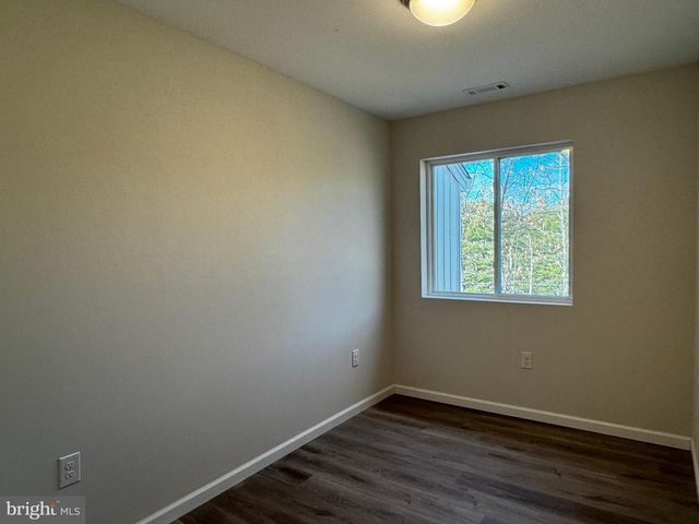 1920 OLD POST TER, Woodbridge, VA 22191