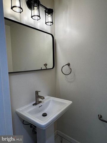 1920 OLD POST TER, Woodbridge, VA 22191