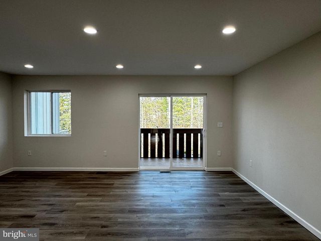 1920 OLD POST TER, Woodbridge, VA 22191