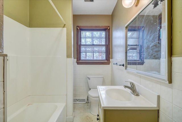 8793 Dickerson Mill RD, Moneta, VA 24121