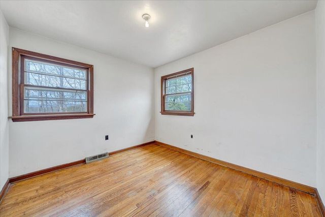 8793 Dickerson Mill RD, Moneta, VA 24121