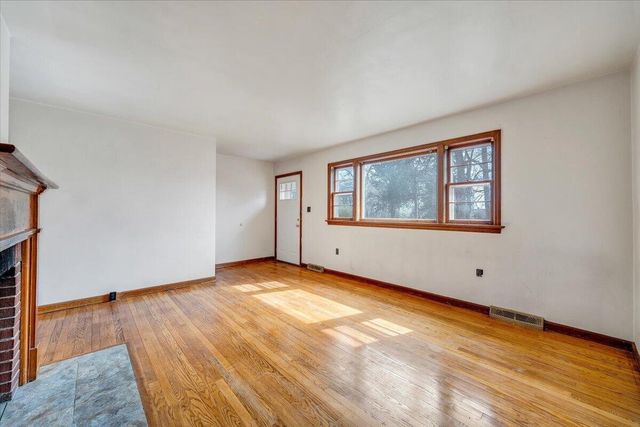 8793 Dickerson Mill RD, Moneta, VA 24121