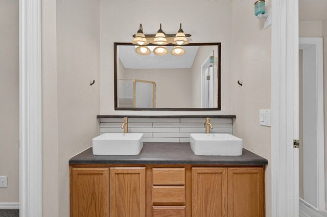 915 N Gabaldon Road, Belen, NM 87002