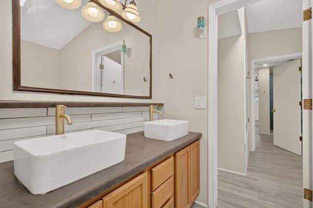 915 N Gabaldon Road, Belen, NM 87002
