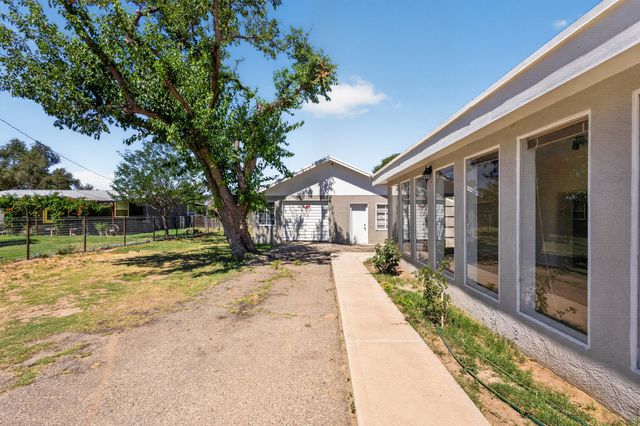 915 N Gabaldon Road, Belen, NM 87002