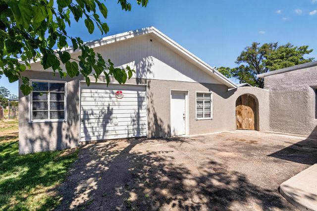 915 N Gabaldon Road, Belen, NM 87002