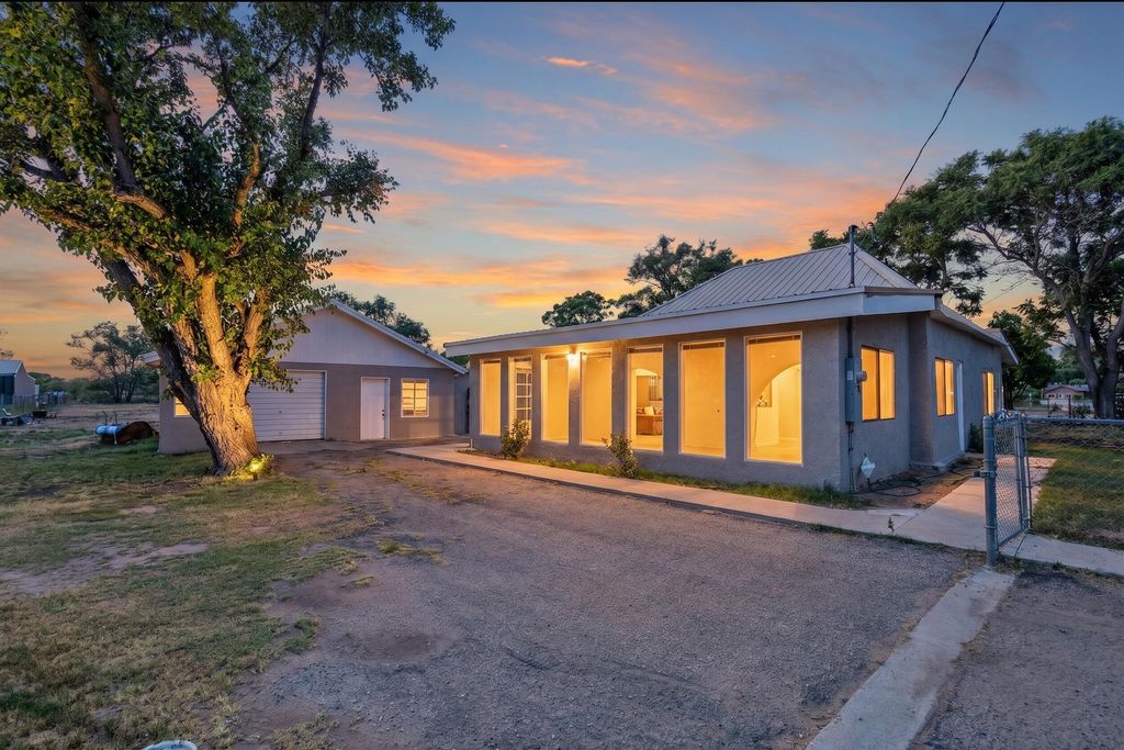 915 N Gabaldon Road, Belen, NM 87002