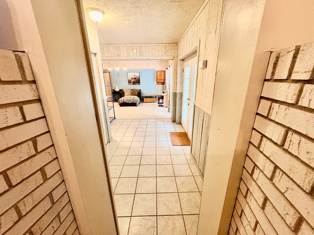 Image 41 of property listing at 1335 Schwartz Road, Centralia, IL 62801