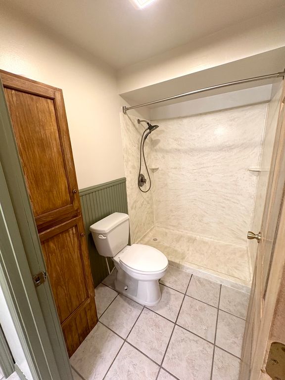 Image 43 of property listing at 1335 Schwartz Road, Centralia, IL 62801