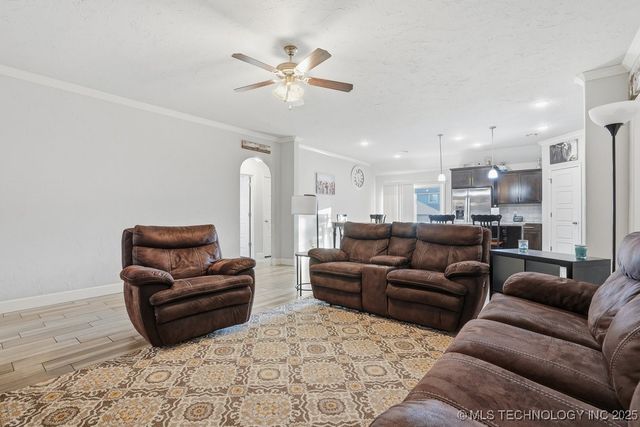 2621 W Tucson Court, Broken Arrow, OK 74011