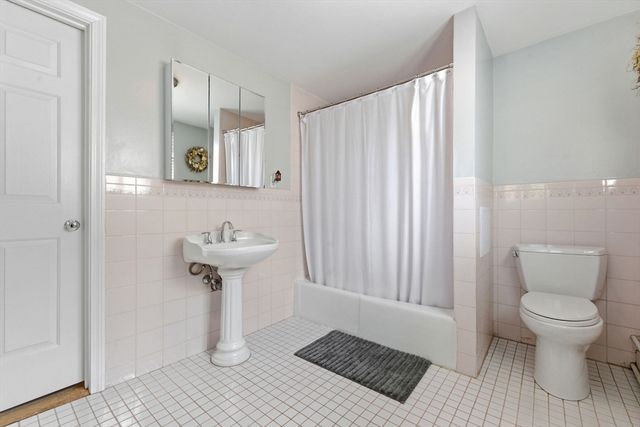 37 Lewis St, Everett, MA 02149