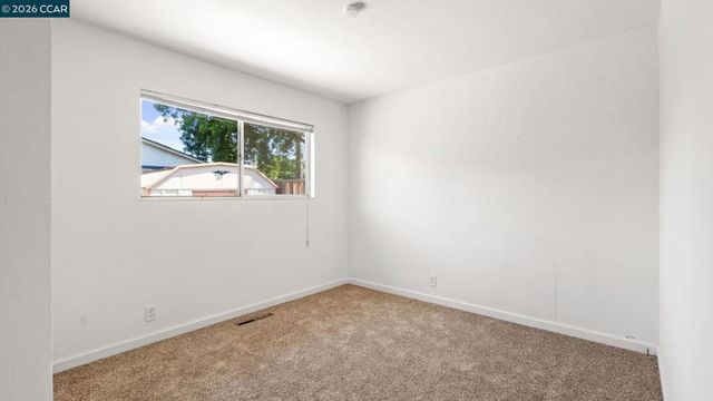 5515 Pennsylvania Blvd, Concord, CA 94521
