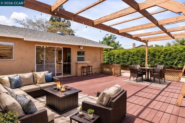 5515 Pennsylvania Blvd, Concord, CA 94521