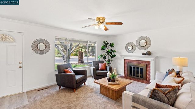 5515 Pennsylvania Blvd, Concord, CA 94521