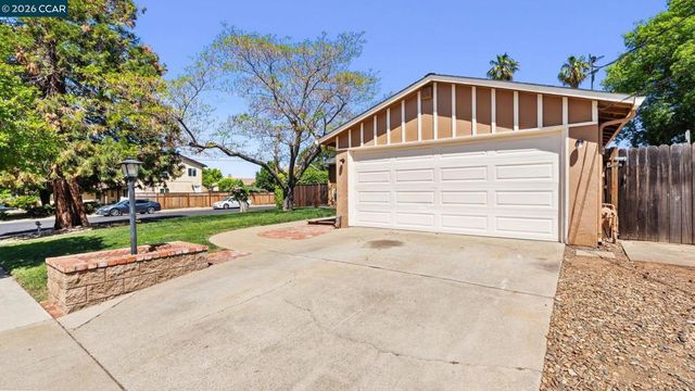 5515 Pennsylvania Blvd, Concord, CA 94521