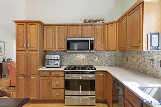 4005 W Chapel Dr, Goochland, VA 23063