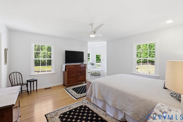 4005 W Chapel Dr, Goochland, VA 23063